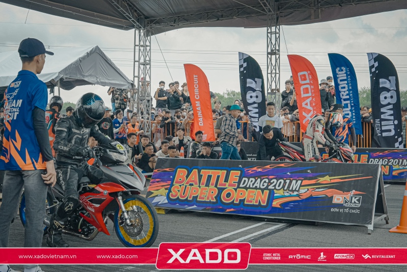 nha vo dich tai giai dua Battle Super Open Drag 201M 3