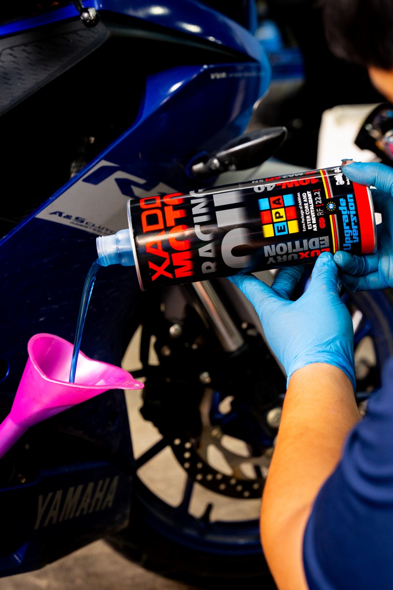 XADO Luxury Moto Racing Oil 10W40 4T MA2 (Upgrade Version 2025) 4 xado racing 10w40 upgrade version 2025 3 5