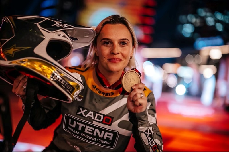 Chinh phục sa mạc Dubai: Tốc độ, bền bỉ và đẳng cấp cùng XADO 9 chinh phuc sa mac dubai toc do ben bi va dang cap cung xado 1